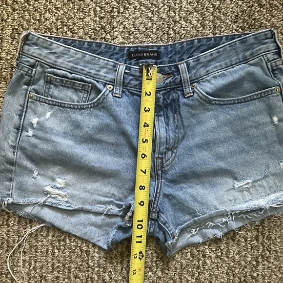 Lucky Brand Mid Rise Shorts - Picture 8 of 8